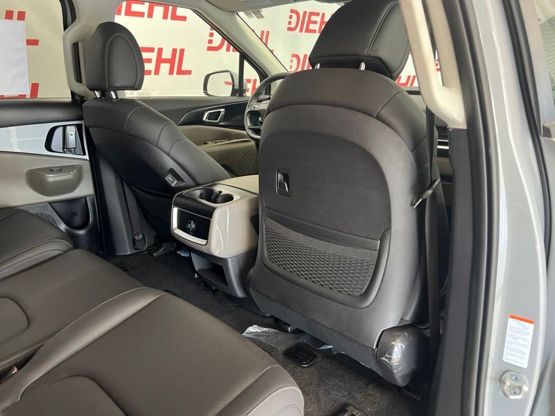 New 2027 Kia Carnival MPV Van