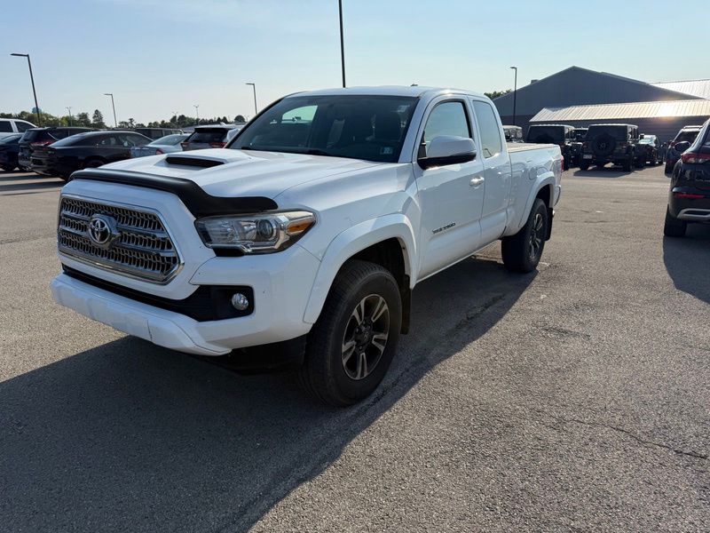 Used 2016 Toyota Tacoma Truck