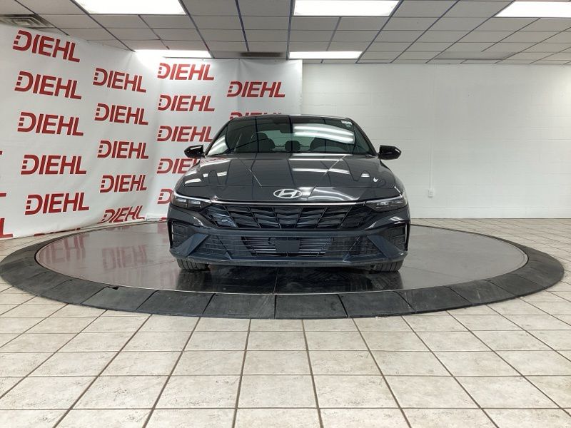 New 2026 Hyundai Elantra Sedan