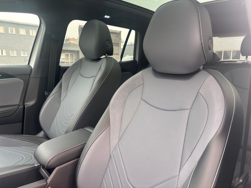 New 2026 Volkswagen Tiguan SUV