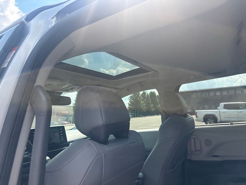 Used 2022 Toyota Sienna Van
