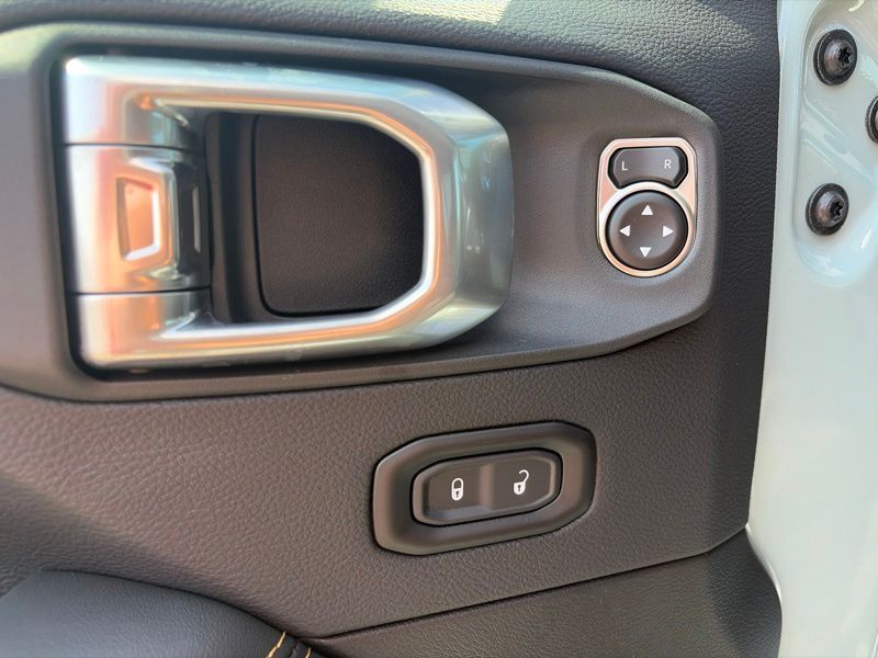 New 2026 Jeep Wrangler SUV