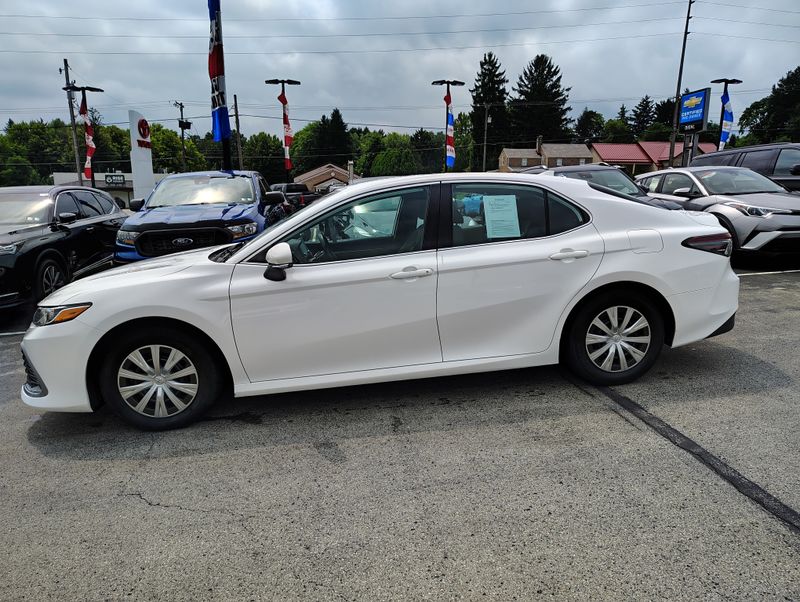 Used 2022 Toyota Camry Hybrid Sedan