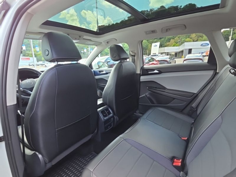 Used 2022 Volkswagen Taos SUV