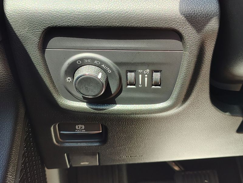 Used 2025 Jeep Grand Cherokee L SUV