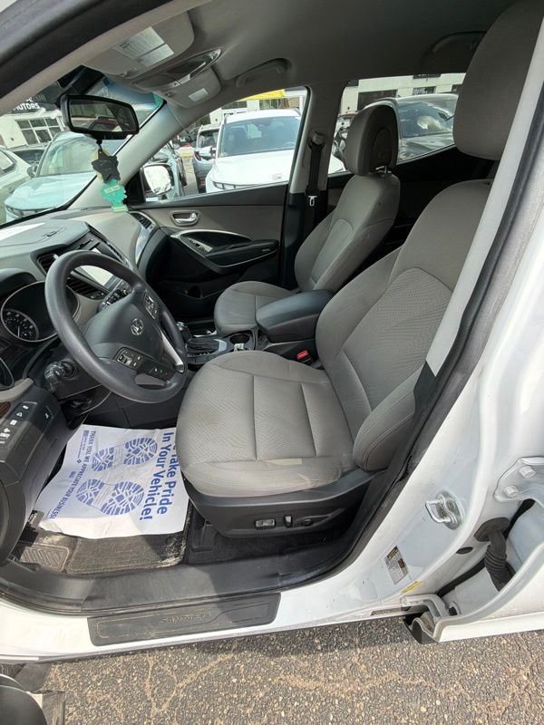 2017 Hyundai Santa Fe Sport - Photo 17
