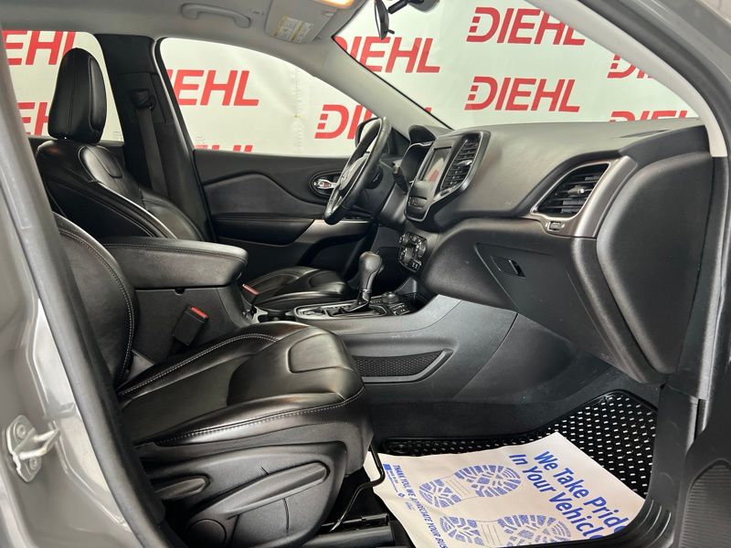 Used 2019 Jeep Cherokee SUV