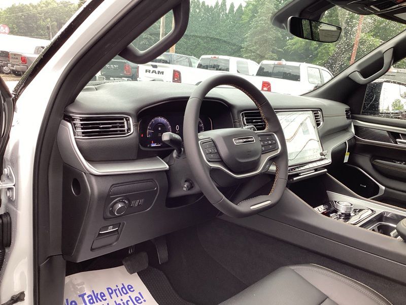 New 2026 Jeep Grand Wagoneer SUV