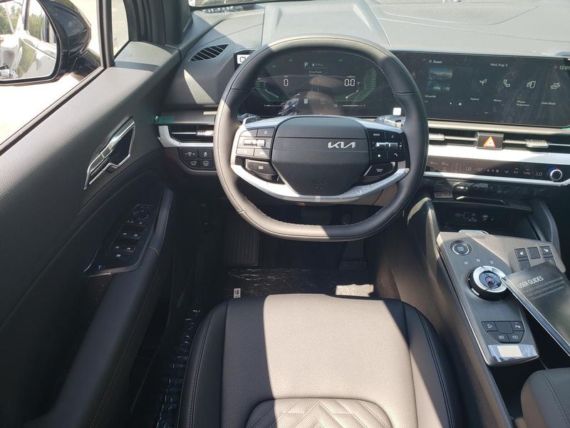 New 2027 Kia Sportage Hybrid SUV