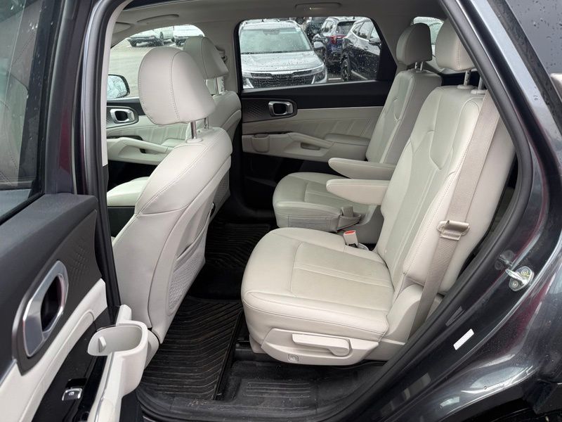 Used 2023 Kia Sorento SUV