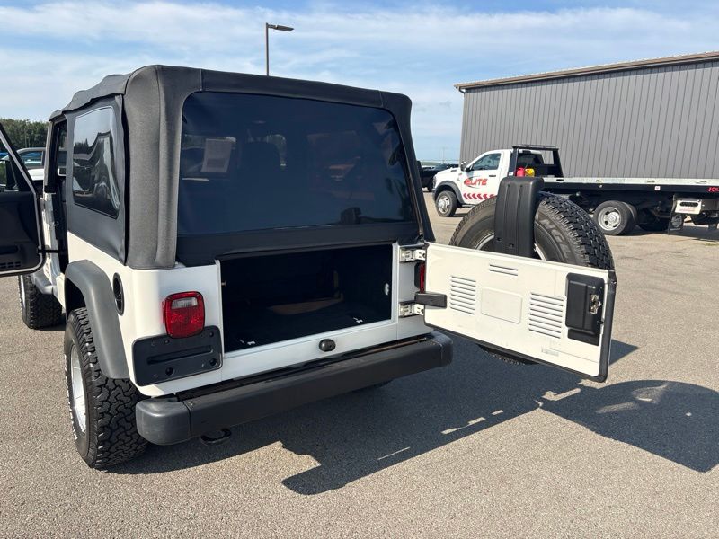 Used 2004 Jeep Wrangler SUV