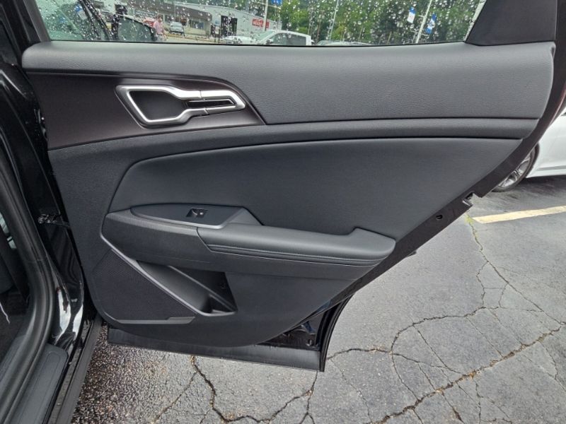 New 2027 Kia Sportage Hybrid SUV