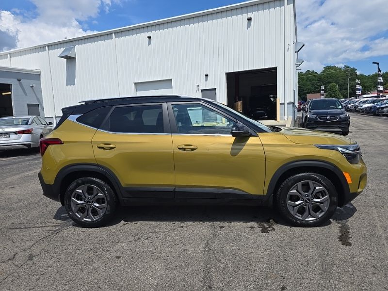 Used 2024 Kia Seltos SUV