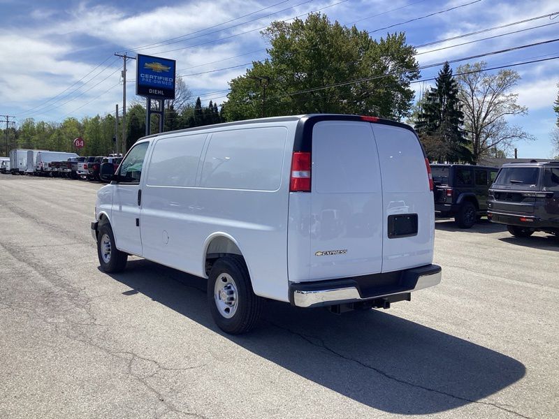 New 2026 Chevrolet Express 2500 Van