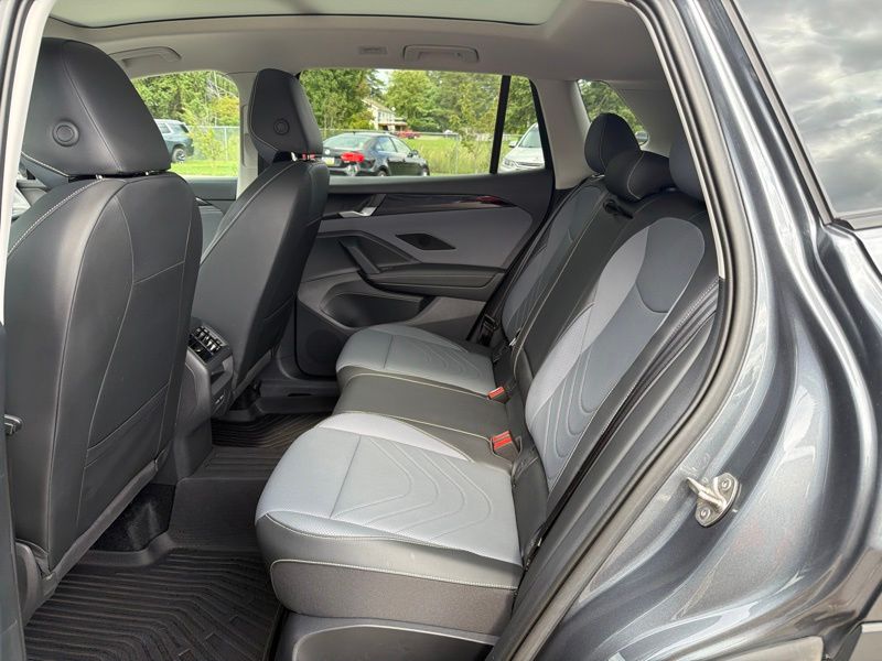 Used 2025 Volkswagen Tiguan SUV