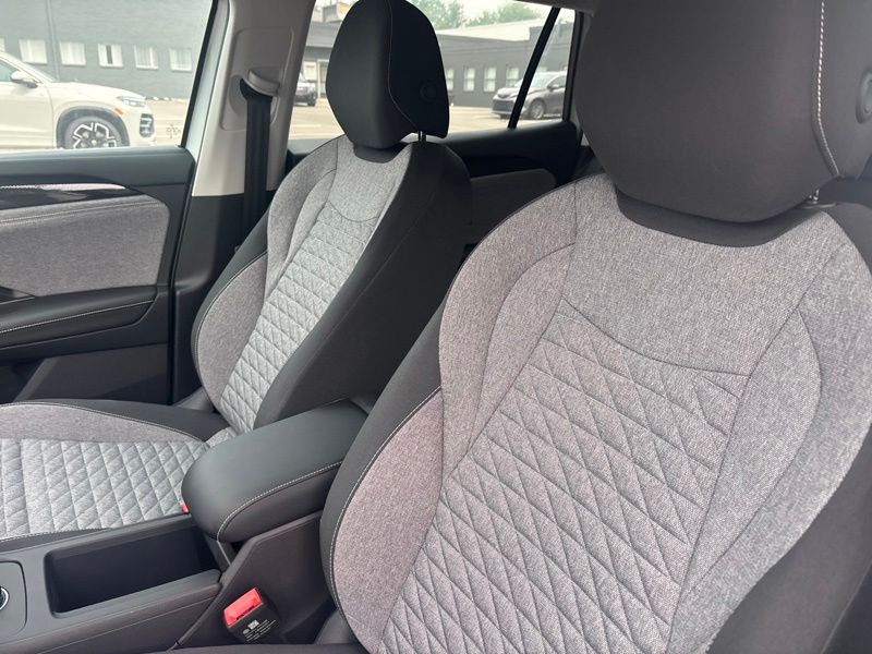New 2026 Volkswagen Tiguan SUV