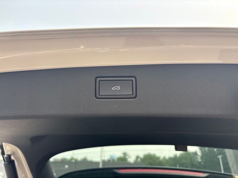 New 2026 Volkswagen Tiguan SUV