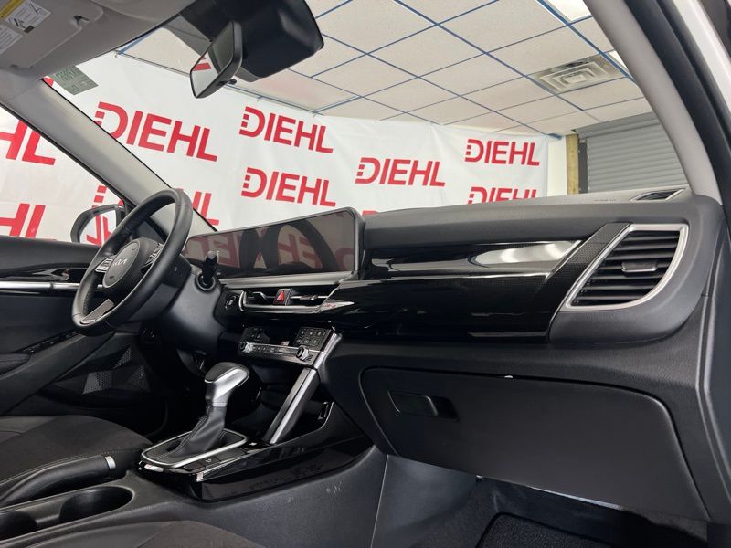 Used 2025 Kia Seltos SUV