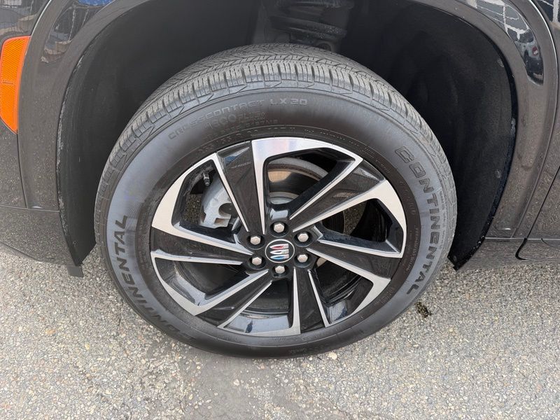 Used 2025 Buick Enclave SUV