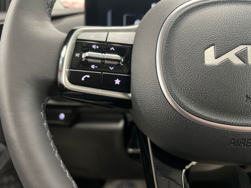 New 2026 Kia Carnival MPV Van