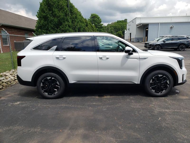 New 2026 Kia Sorento SUV