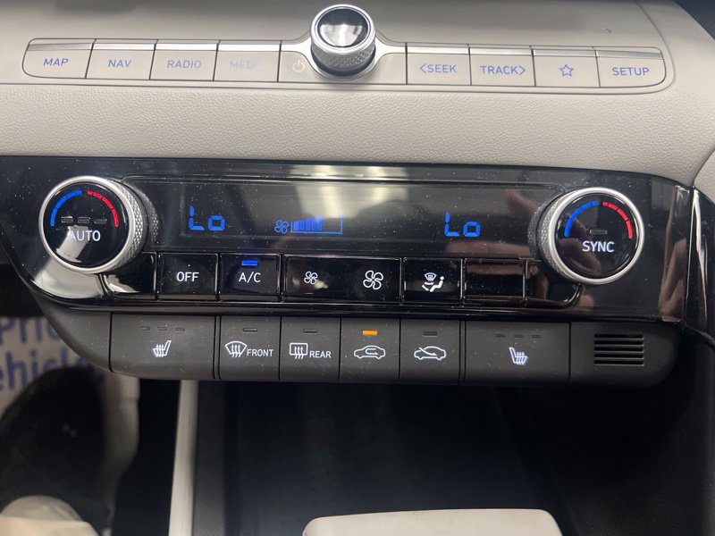 Used 2023 Hyundai Elantra Sedan