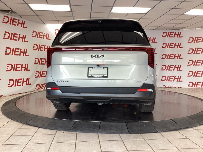 New 2026 Kia Carnival Hybrid Van