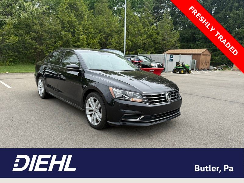 2019 Volkswagen Passat 2.0T Wolfsburg Edition Auto's photo