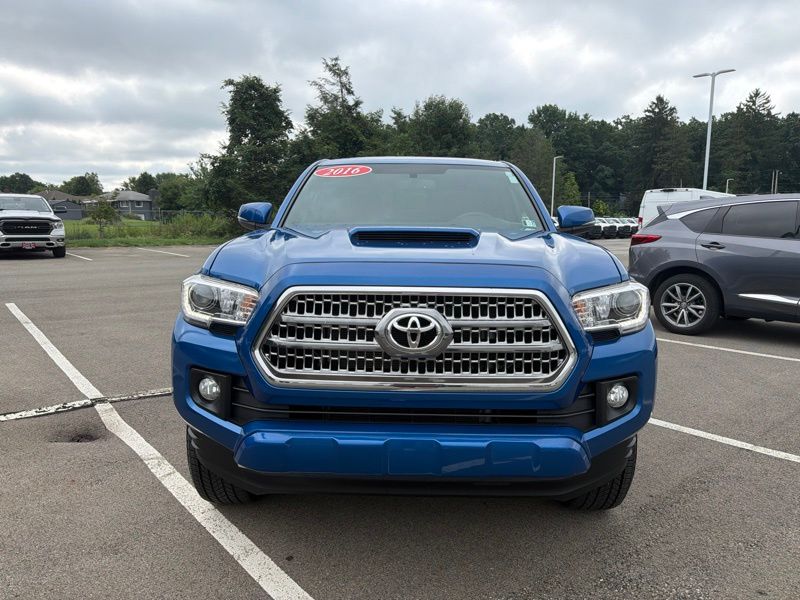 Used 2016 Toyota Tacoma Truck