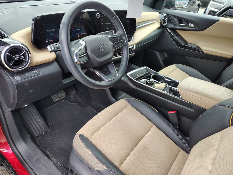 Used 2025 Chevrolet Equinox SUV