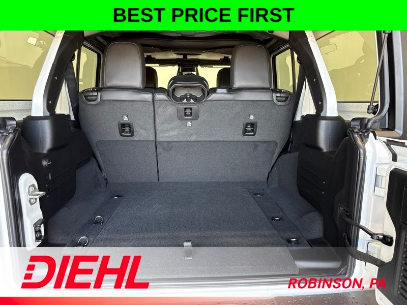 New 2026 Jeep Wrangler SUV