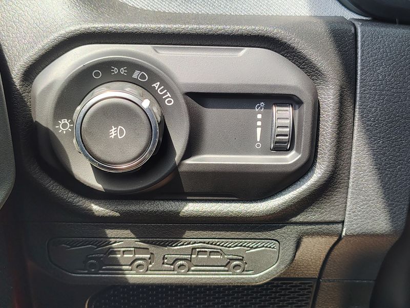 Used 2025 Jeep Wrangler SUV