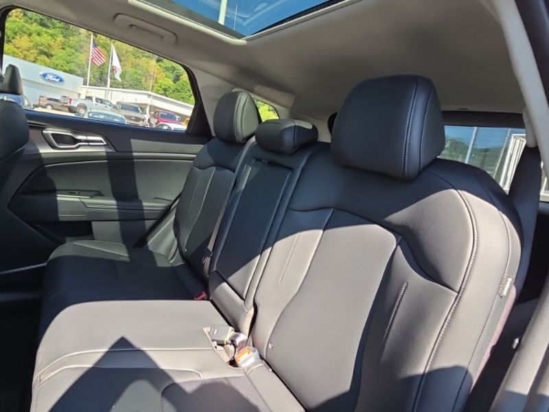 New 2027 Kia Sportage Hybrid SUV