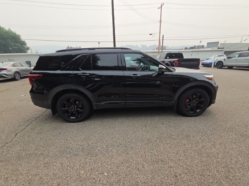 Used 2024 Ford Explorer SUV