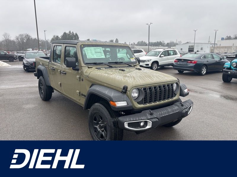 41 2026 Jeep Gladiator Pickup Truck Four-Wheel Drive 8-Speed Automatic