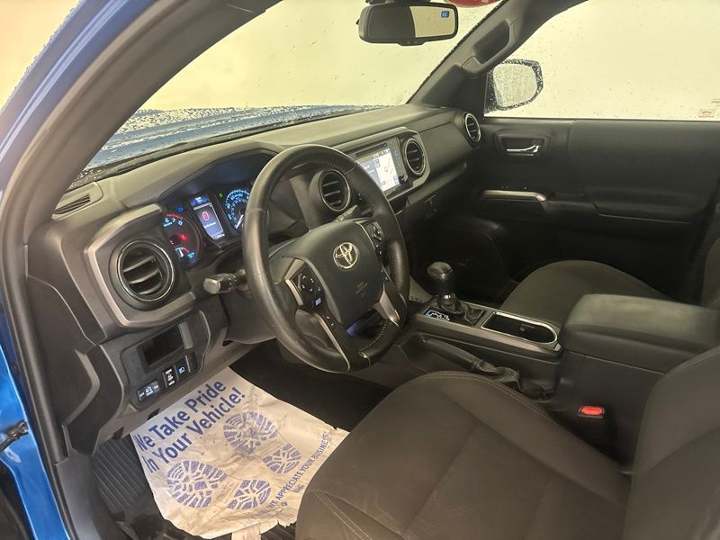 Used 2018 Toyota Tacoma Truck