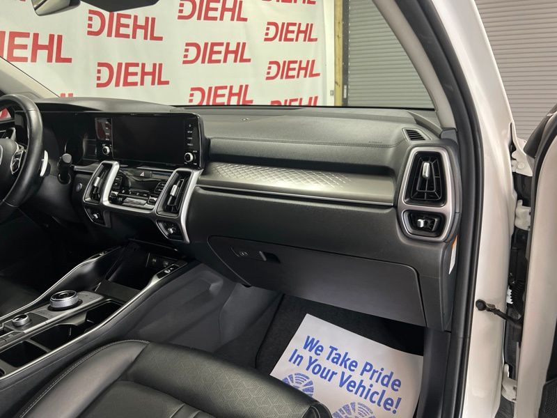 Used 2023 Kia Sorento Hybrid SUV