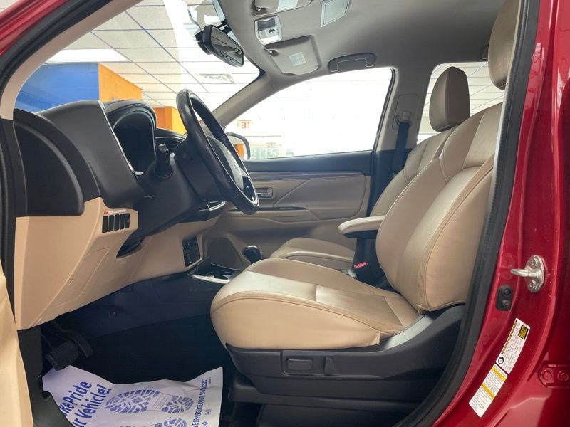 Used 2019 Mitsubishi Outlander SUV