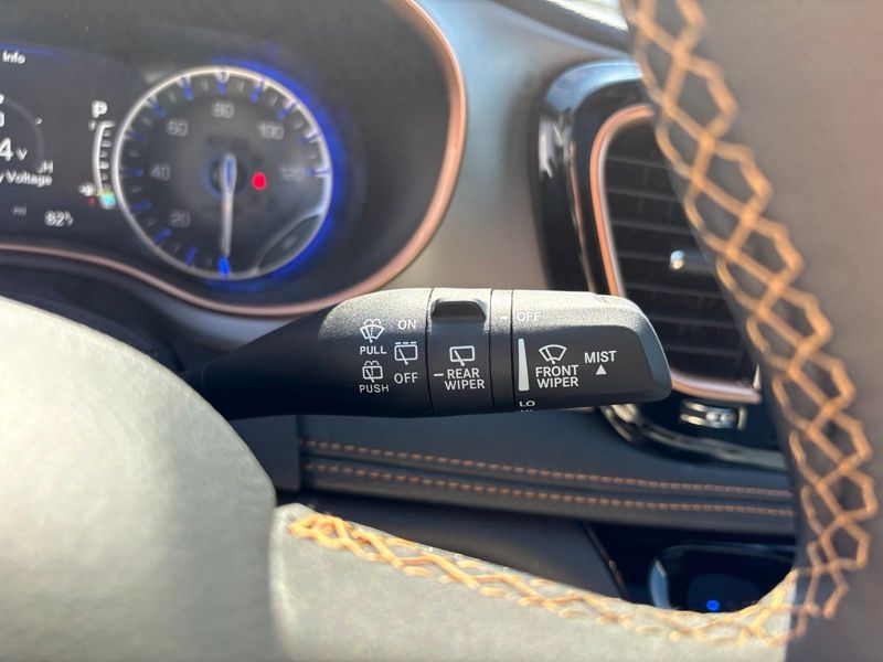 New 2027 Chrysler Pacifica Van