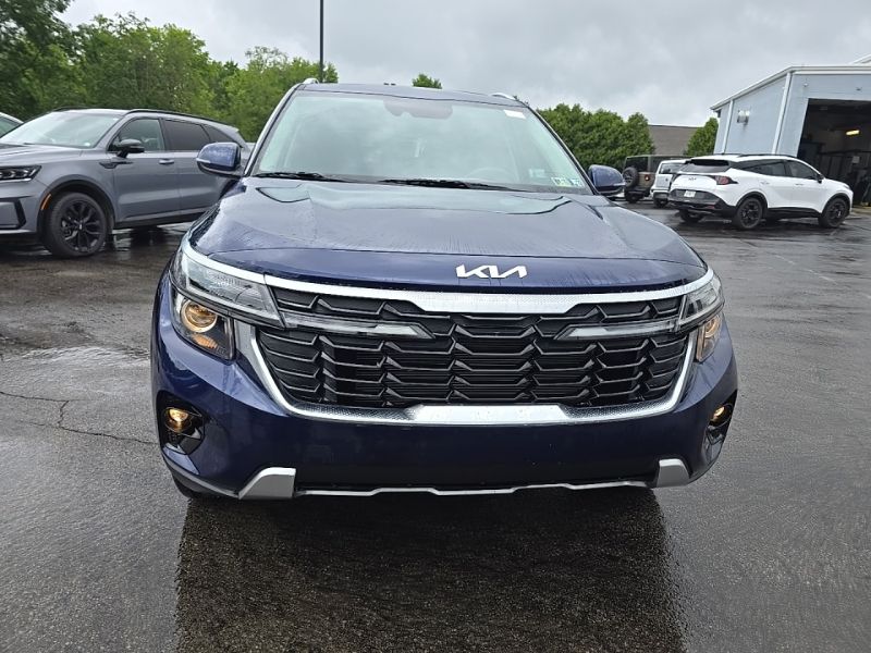 Used 2025 Kia Seltos SUV