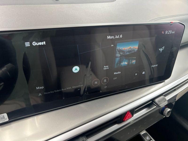 New 2026 Kia Sorento Hybrid SUV