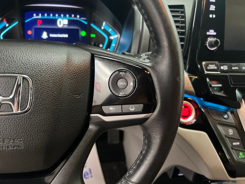 Used 2023 Honda Odyssey Van