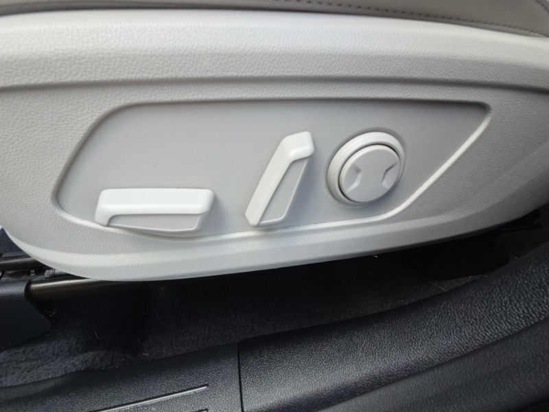 Used 2023 Kia Sorento SUV