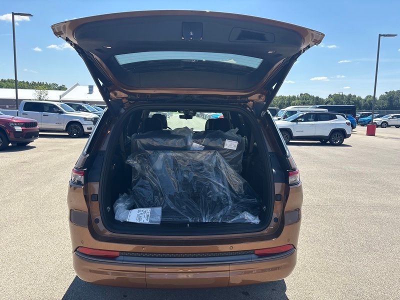 New 2026 Jeep Grand Cherokee L SUV