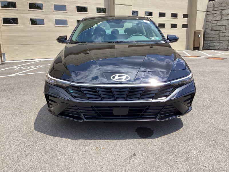 New 2026 Hyundai Elantra Sedan