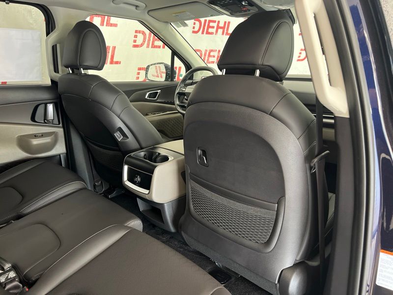 New 2027 Kia Carnival MPV Van