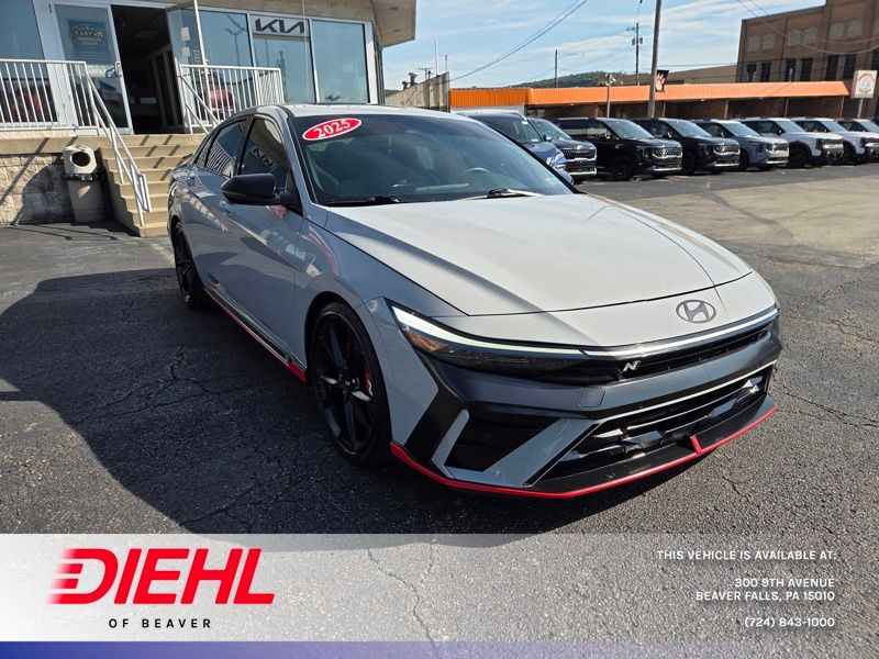 Cyber Gray 2025 Hyundai Elantra N Sedan Front-Wheel Drive 8-Speed Dual Clutch