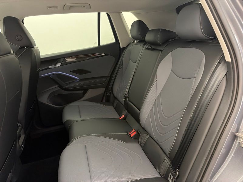 Used 2025 Volkswagen Tiguan SUV