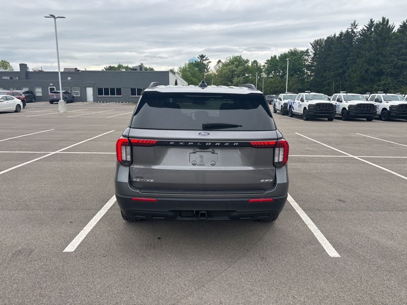 Used 2025 Ford Explorer SUV