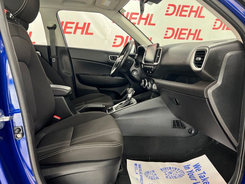 Used 2023 Hyundai Venue SUV